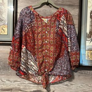 FIG AND FLOWERS SHEER TOP